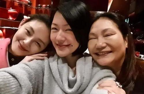 吃瓜网红结婚是真的吗还是假的,网红结婚真相揭秘，是喜讯还是炒作？