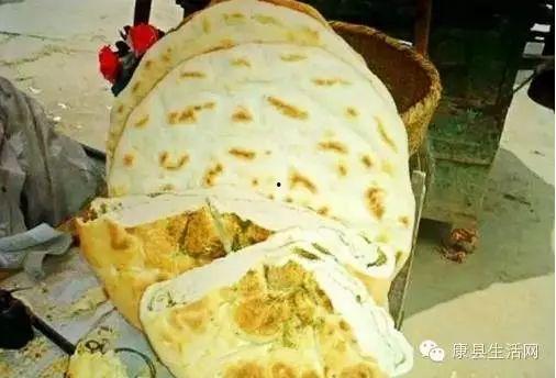 康县网红二饼吃瓜原事件,揭秘网络红人的争议瞬间